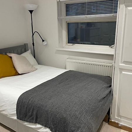Cozy Private Room 런던 외부 사진